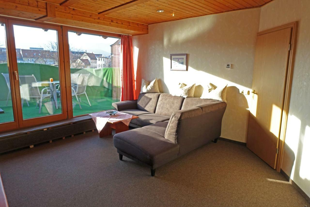 Ferienwohnung Mit Wasserbett Fw3 Saalfeld Saale Buitenkant foto