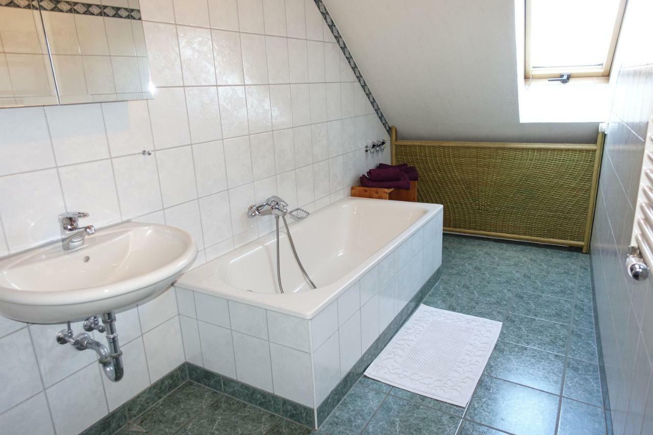 Ferienwohnung Mit Wasserbett Fw3 Saalfeld Saale Buitenkant foto